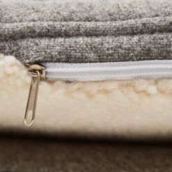 Canadian Cat Company Hunde- & Katzenbett Derby -Katzenbedarfs geschäft 2d5e747dd5ab291c0a36c7ef0d28a4859c9606e4 1345715 de DE 54e0b4913fee1591bafc74c76fa30c7d8e443d96YP2ZKA